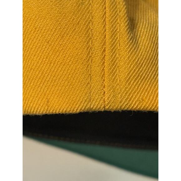 Mitchell & Ness Seattle Supersonics Hardwood Classics Embroidered Snapback Hat - Picture 15 of 16